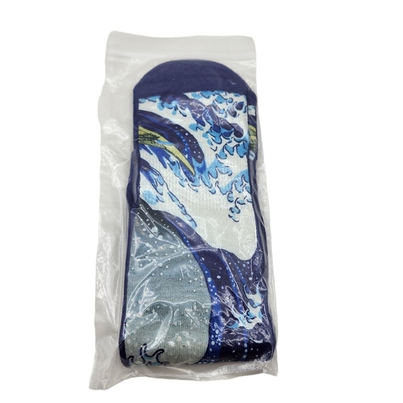 Good Luck Sock Men's The Great Wave off Kanagawa Socks - 8-13 - Picture 3 of 5